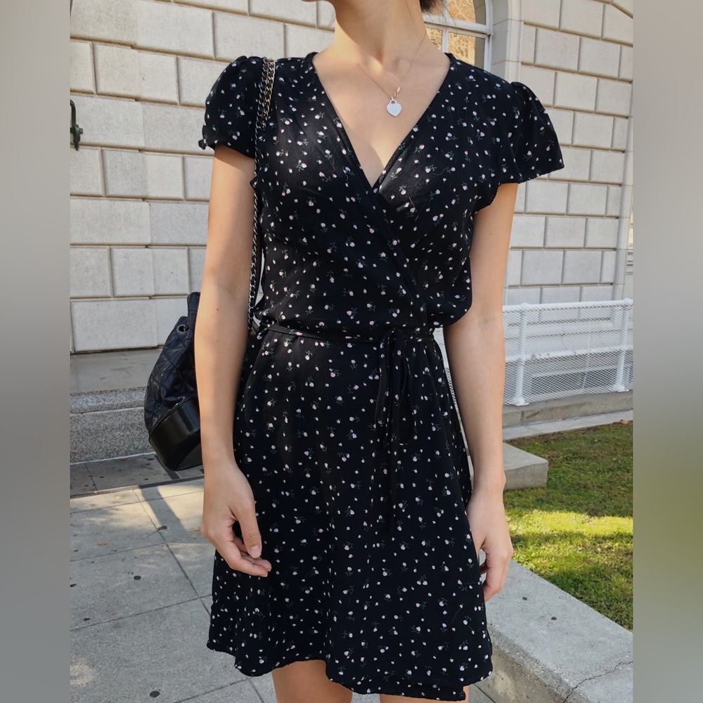 Brandy Melville Robbie Wrap Dress Navy Floral